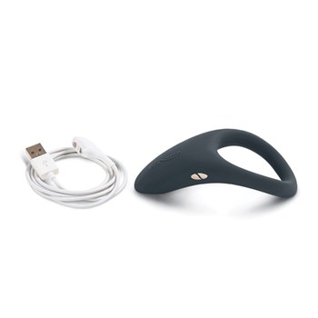Verge By We-Vibe Vibrating Ring with charger
