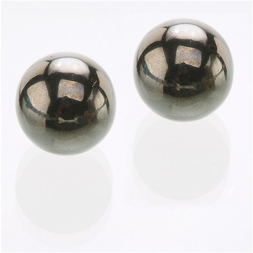 Nen-Wa Magnetic Kegel Balls on table