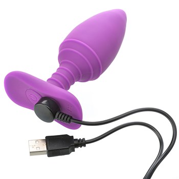 Beginner's Vibrating Hot Plug showing charger