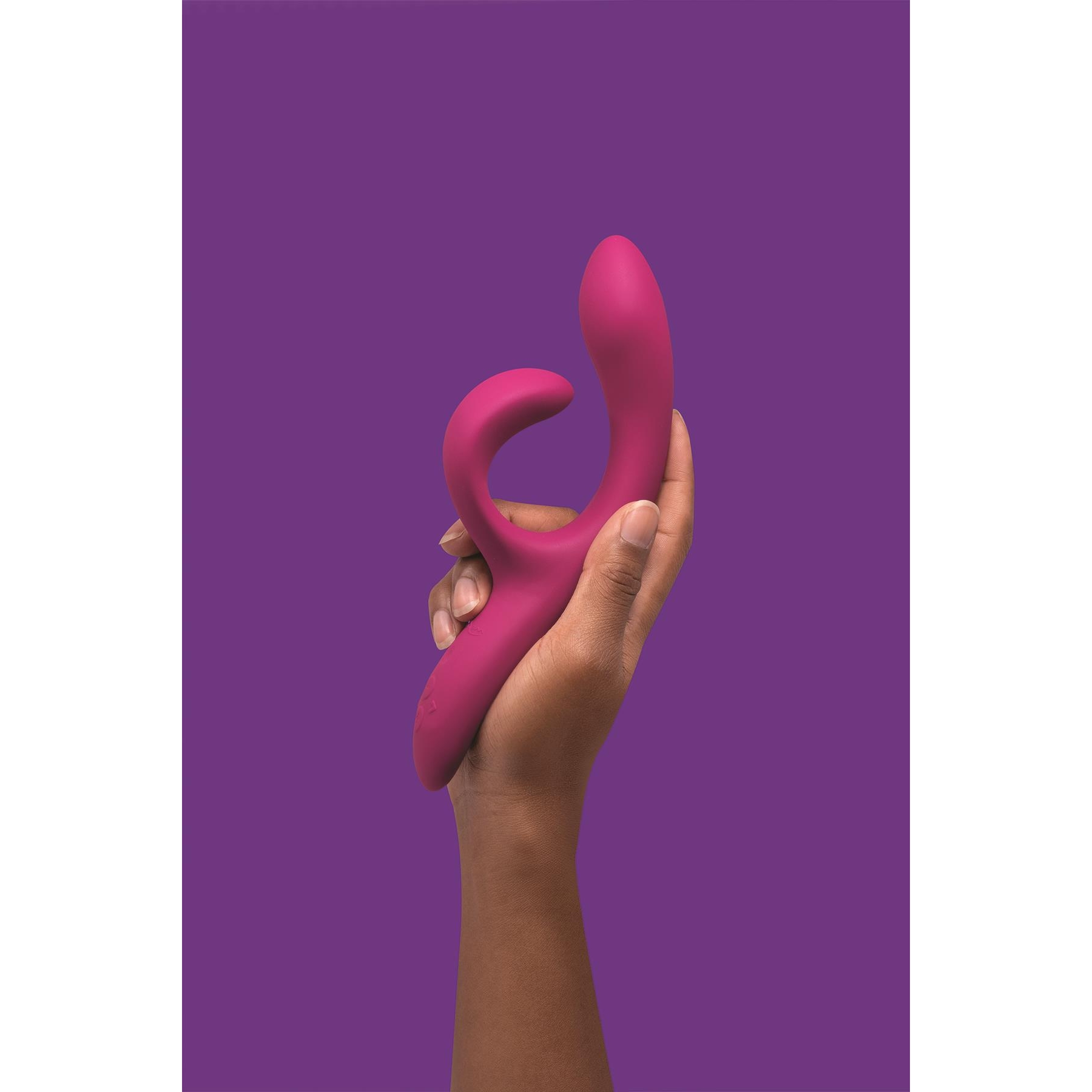 We-Vibe Nova 2 Hand Shot to Show Size