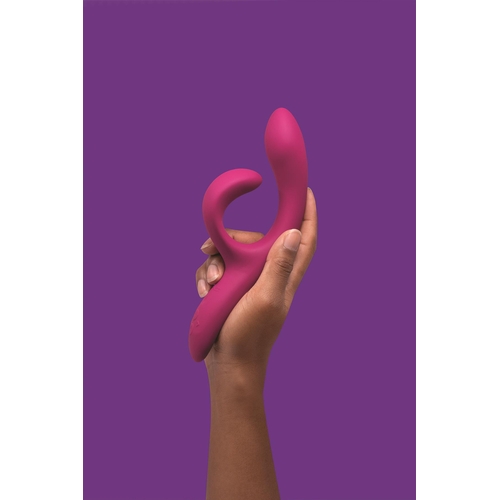 We-Vibe Nova 2 Hand Shot to Show Size