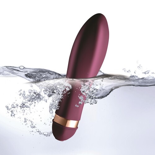 Climaximum Desire Couples Vibrator Kit - Vibrator in Water