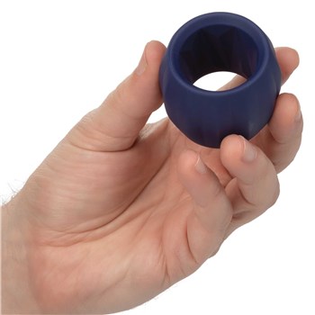 Viceroy Reverse Stamina Ring product hand shot