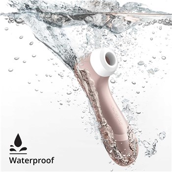 Satisfyer Pro 2 - Next Generation gold submerged in water