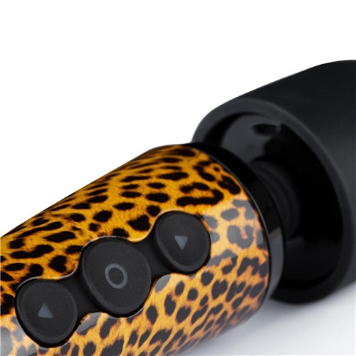 Panthra Shaka Wand Massager - Product Shot Close Up On Controller