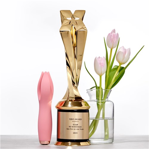 Nu Sensuelle Multi-Play Tulip Vibrator - Lifestyle Image With Award