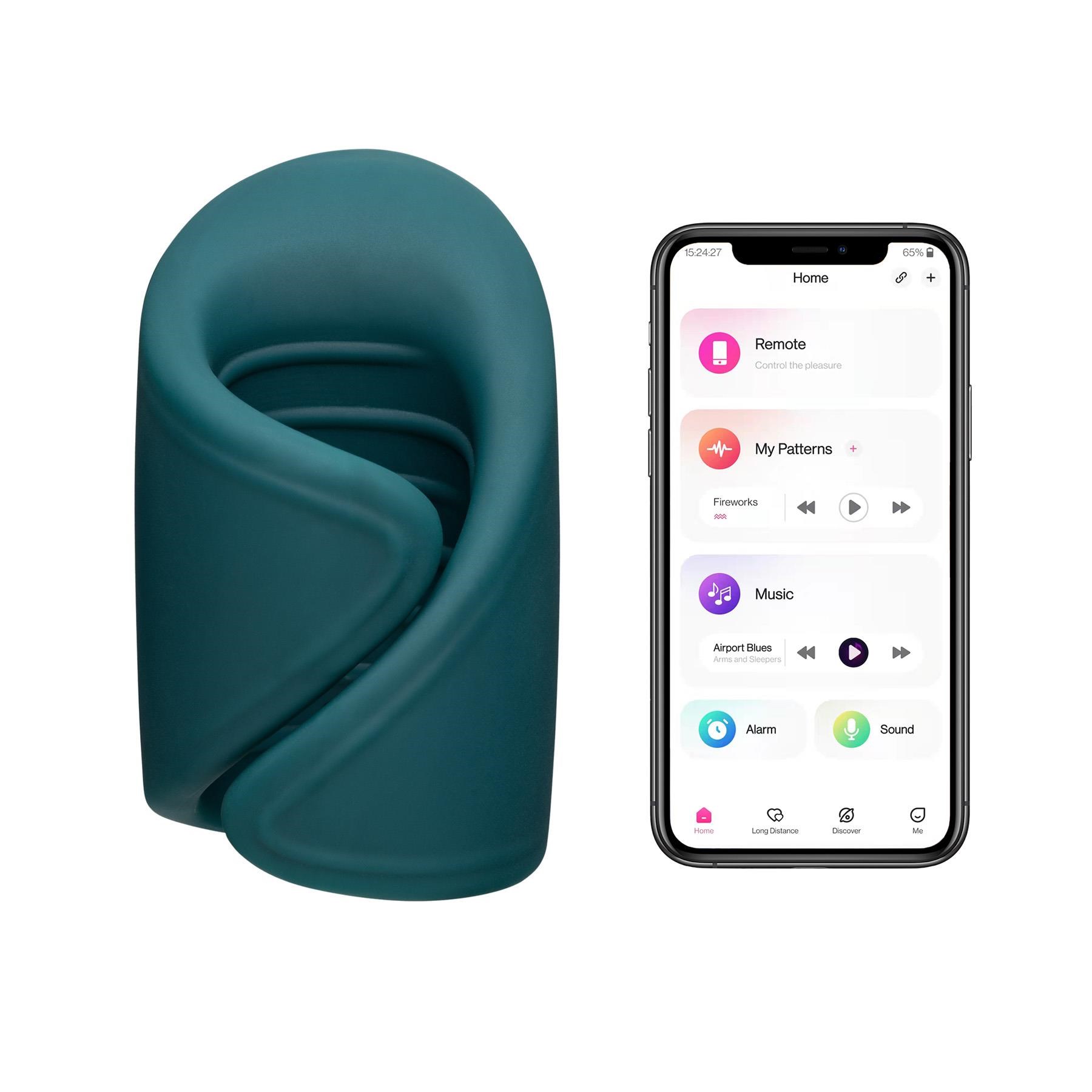 Lovense Gush Bluetooth Glans Massager - Product and App