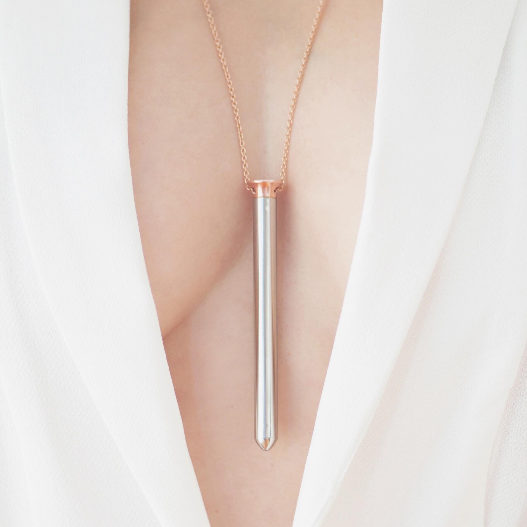 Crave Vesper Necklace Vibrator RG ON MODEL