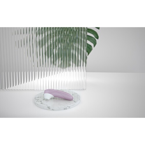 Womanizer Pleasure Air Pro - Lifestyle