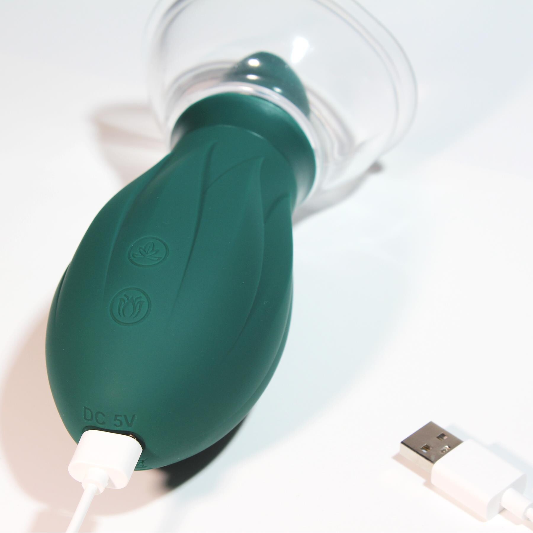 The Blossom Licking Pussy Pump - Product Shot