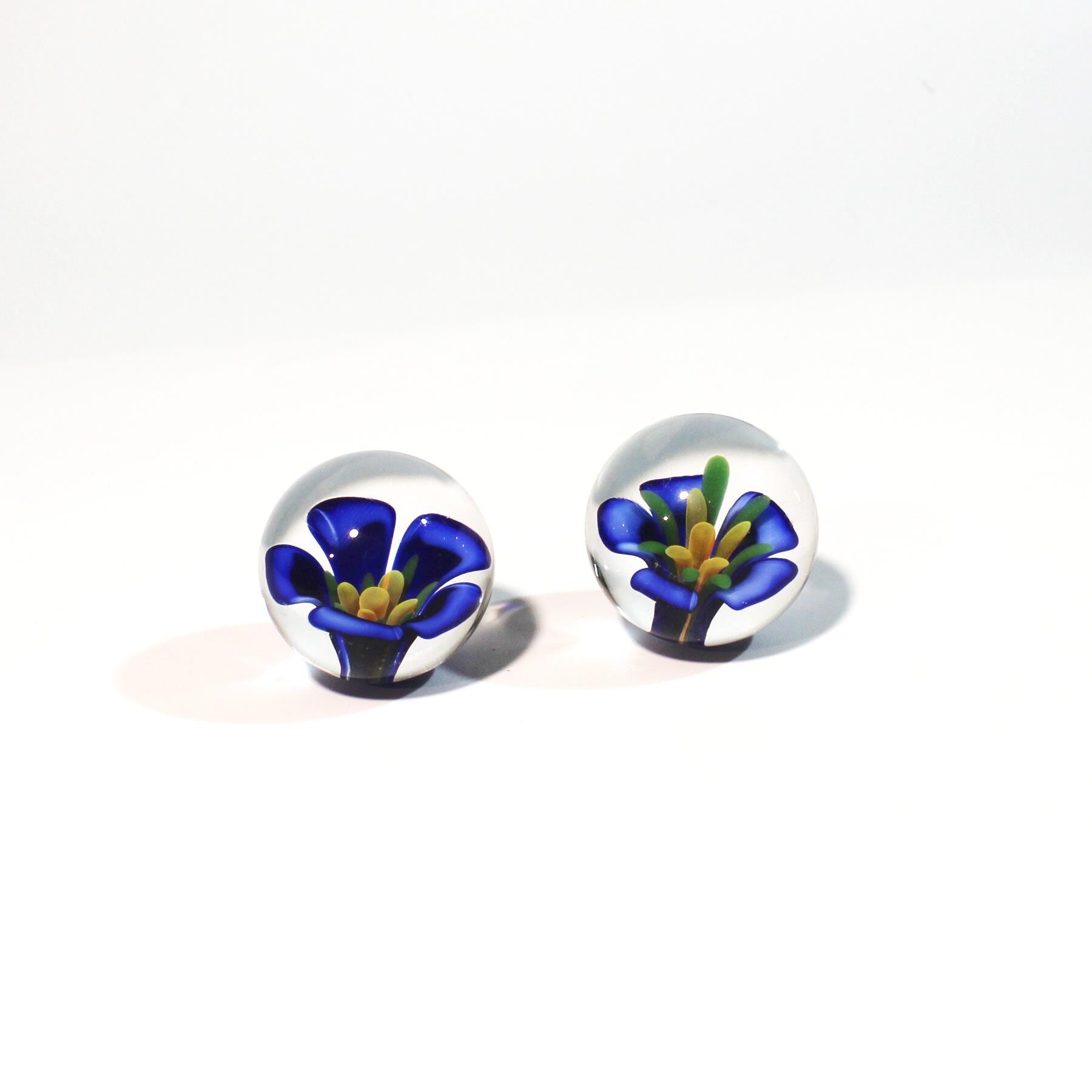 Blue Orchid Glass Kegel Balls - Product Shot