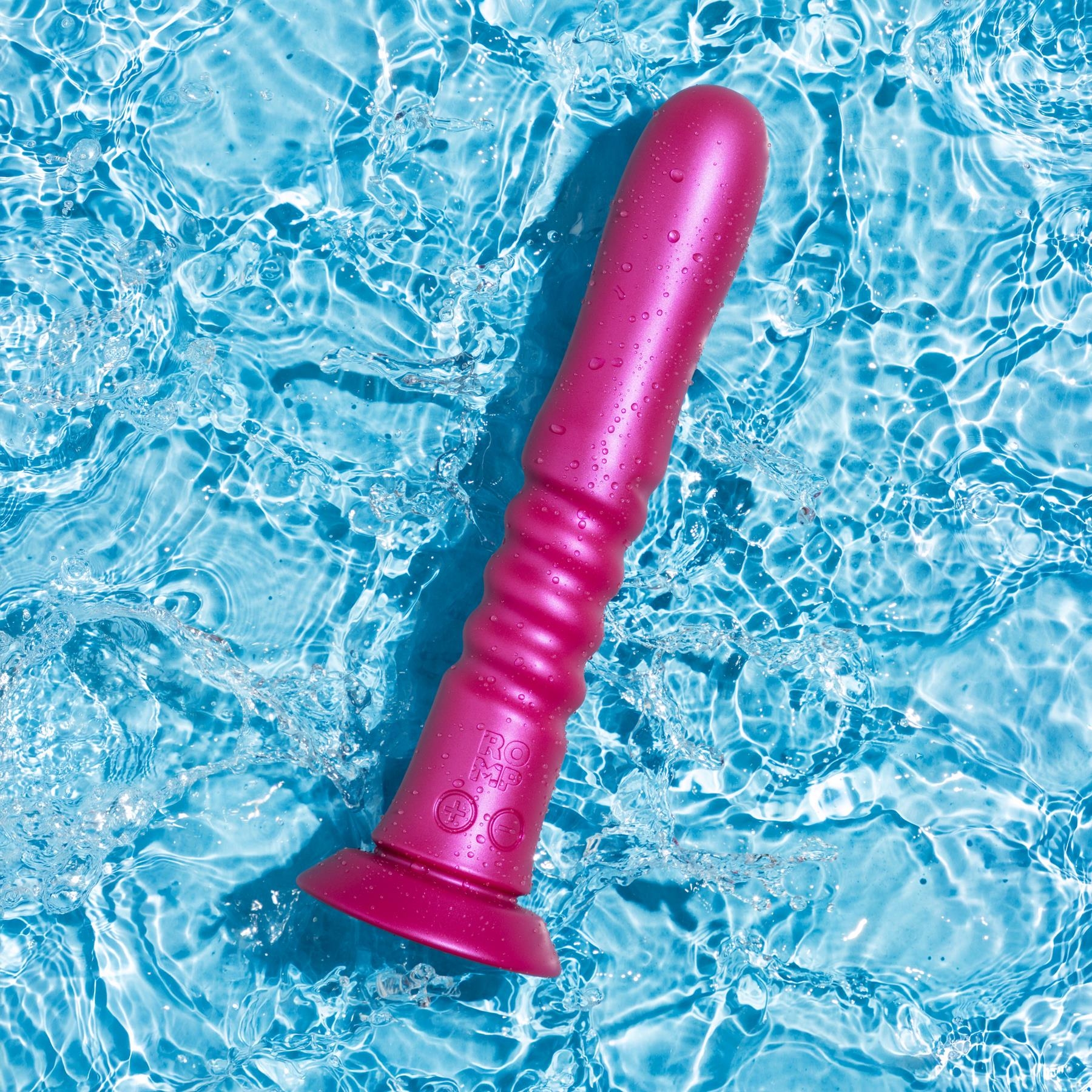 Romp Jiggle water