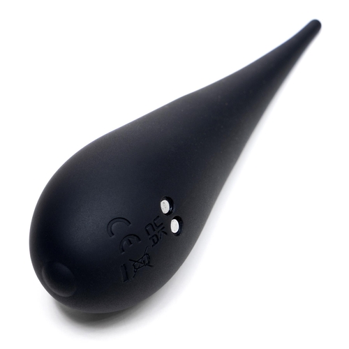 Adam & Eve Luxe Noir Larme Petite Teaser - Product Shot #4 - Showing Magnetic Charging Port