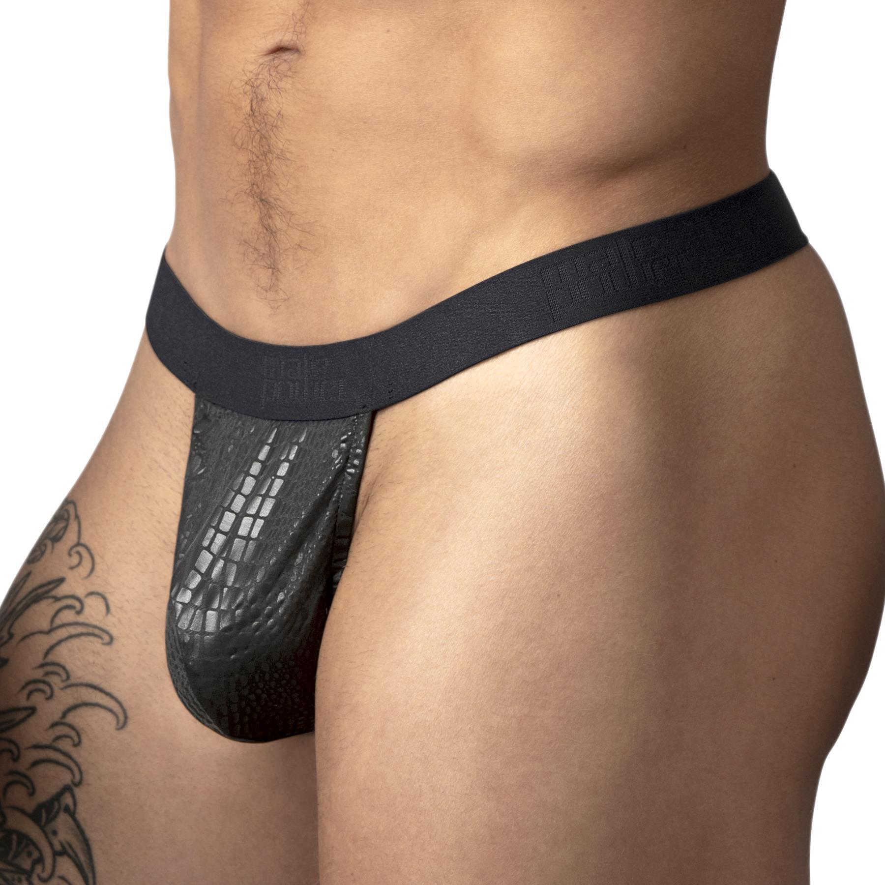 Micro G V  Black Cobra cropped front 3 black