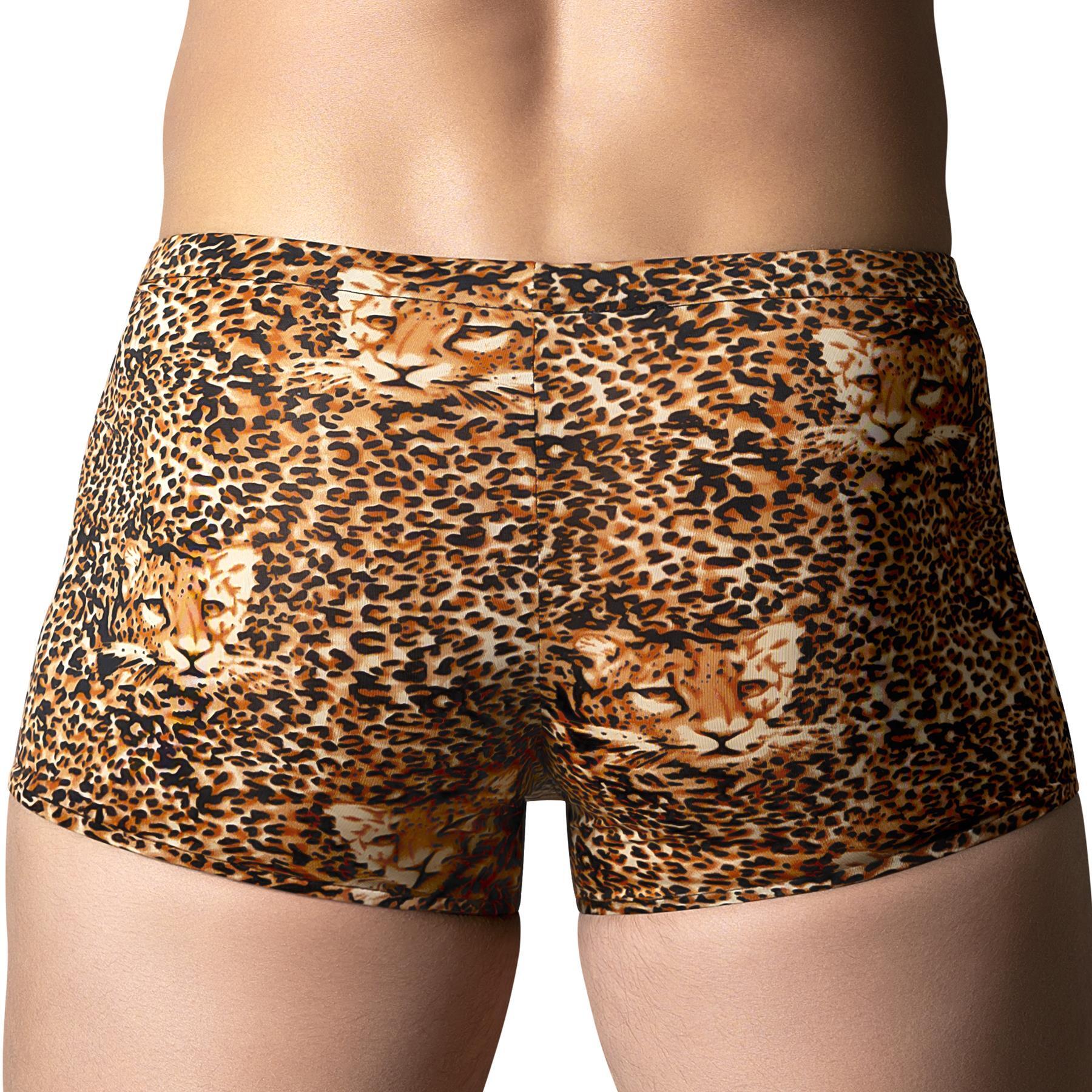 POUCH SHORT  ANIMAL  PRINT back cropped