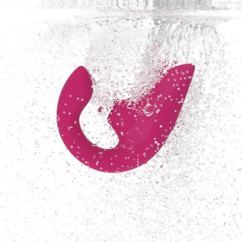 Womanizer Blend Pleasure Air Clitoral Stimulator color pink in water