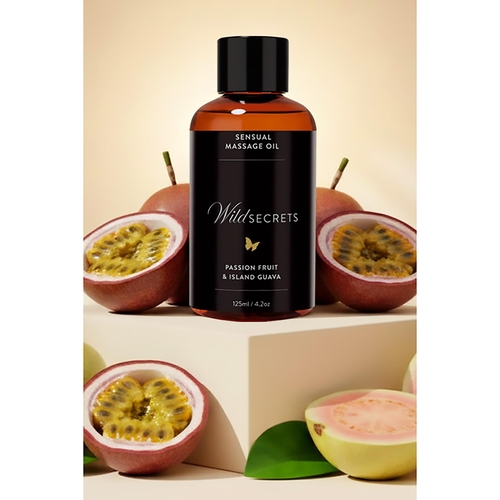 WILD SECRETS SENSUAL MASSAGE OIL glam 2