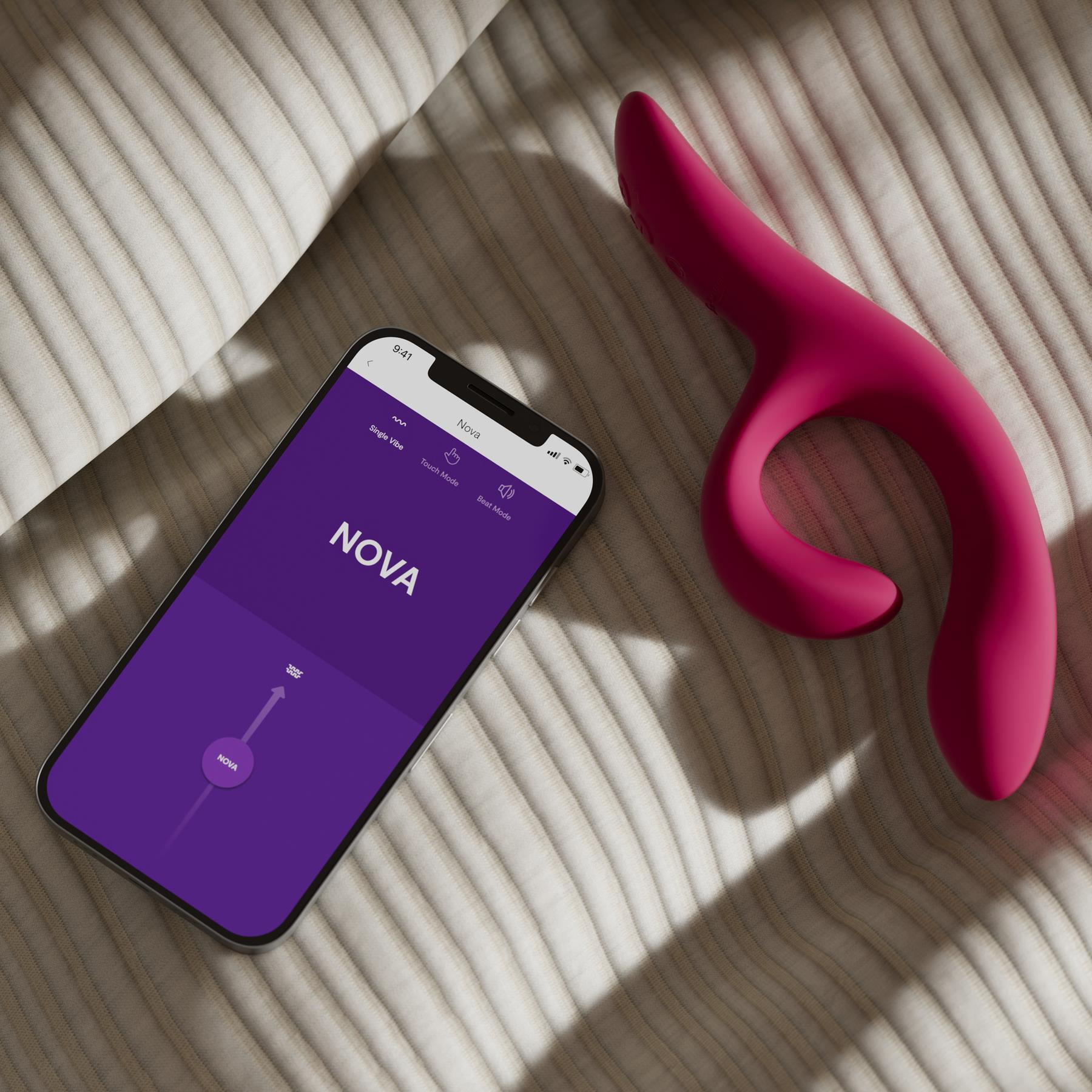 We-Vibe Nova 2 color fuchsia view 5