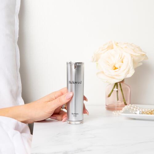 LuxLULUXURIOUS INTIMACY SERUM 3